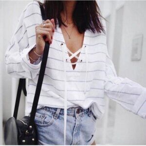 ** Rails Lily Positano Stripe Linen Blend Tie Front Shirt Nautical Stripe Size M